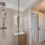 Beausejour - Splendide 2 Pieces - Piscine - Parking - Vue * ボーソレイユ