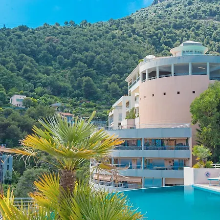 Beausejour - Splendide 2 Pieces - Piscine - Parking - Vue Apartamento *